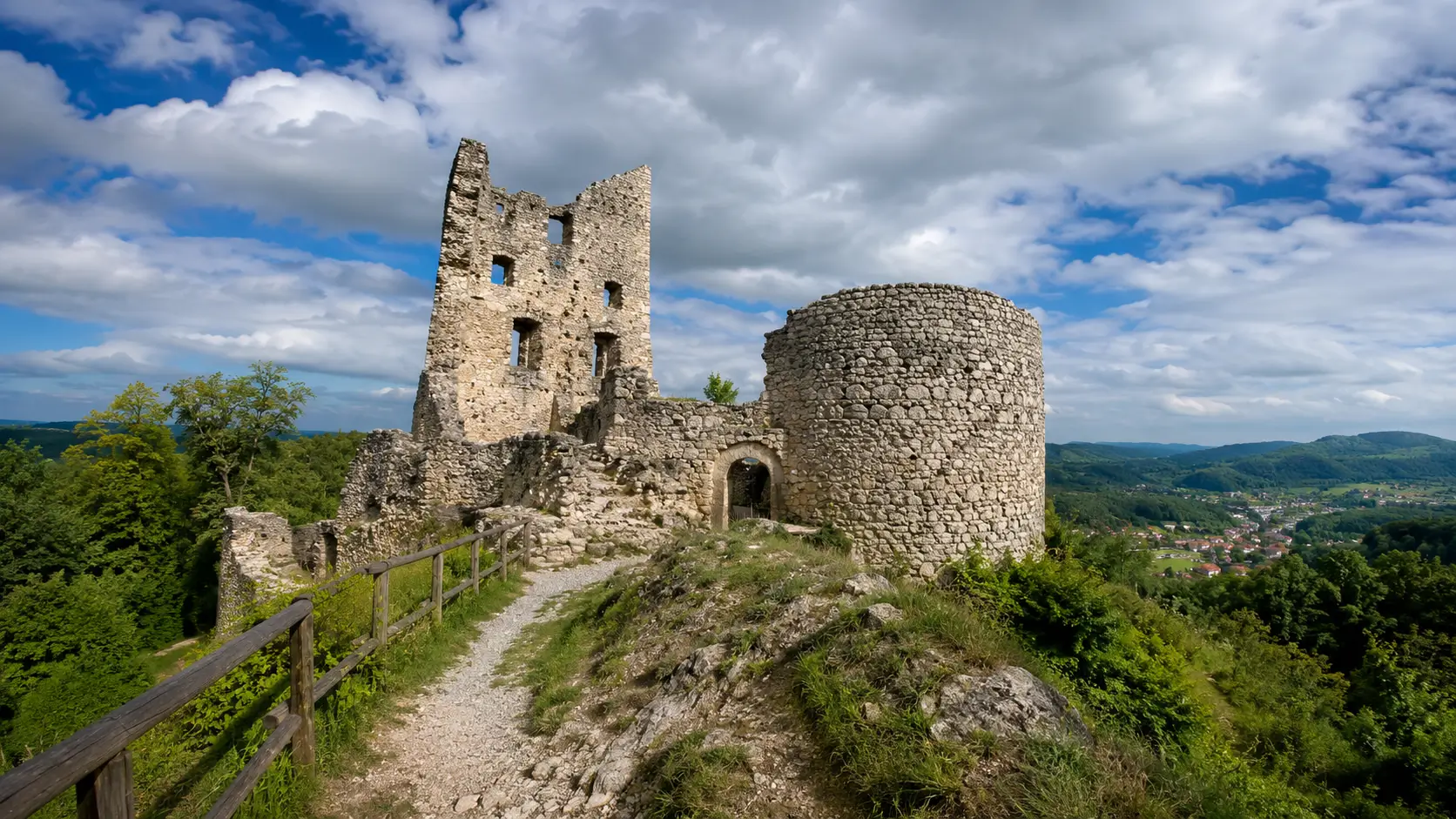 samobor-castle-croatia-samobor-guide